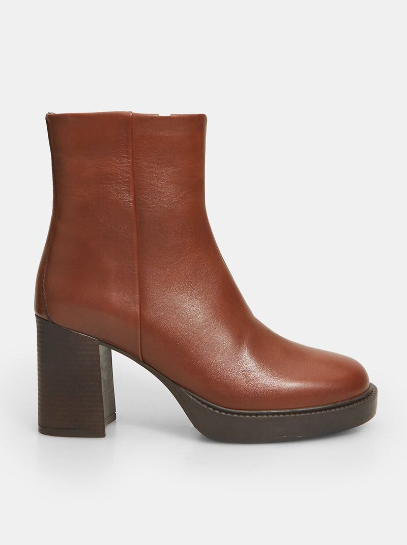 Bottines à talon en cuir BATA Marron - Kiabi