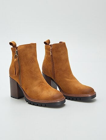 Bottines à talon en suédine