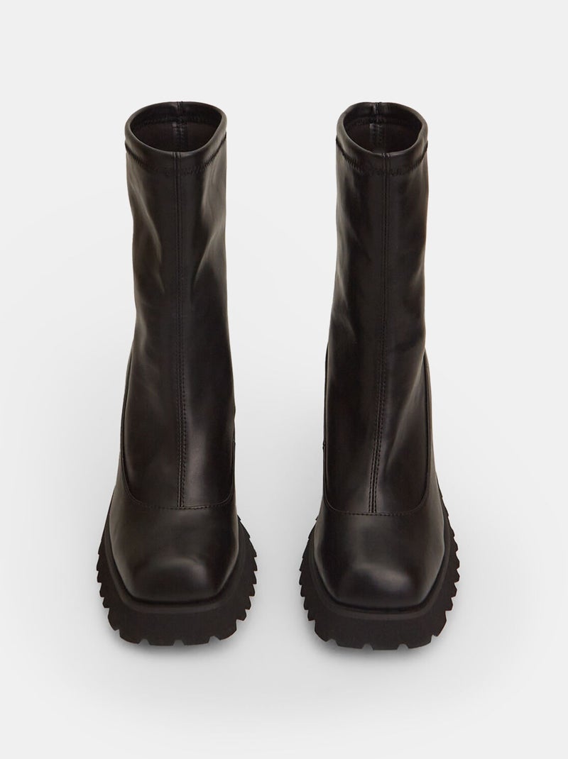 Bottines à talon et bout carré BATA Noir - Kiabi