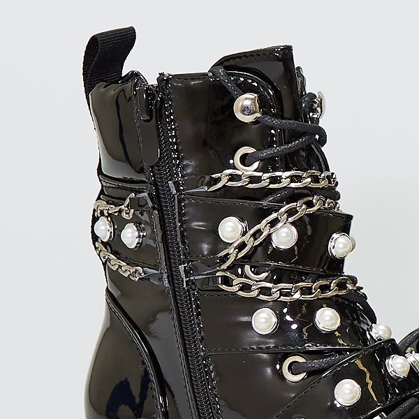 bottines femme gothique
