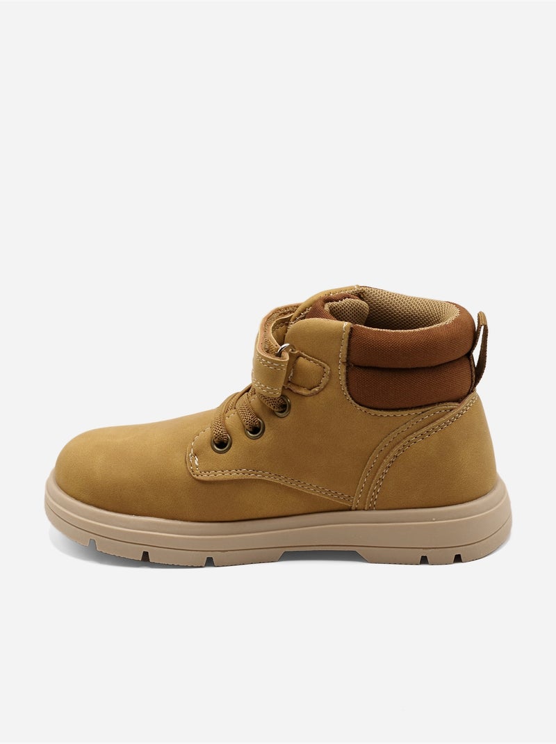 Bottines auto-agrippante Camel - Kiabi
