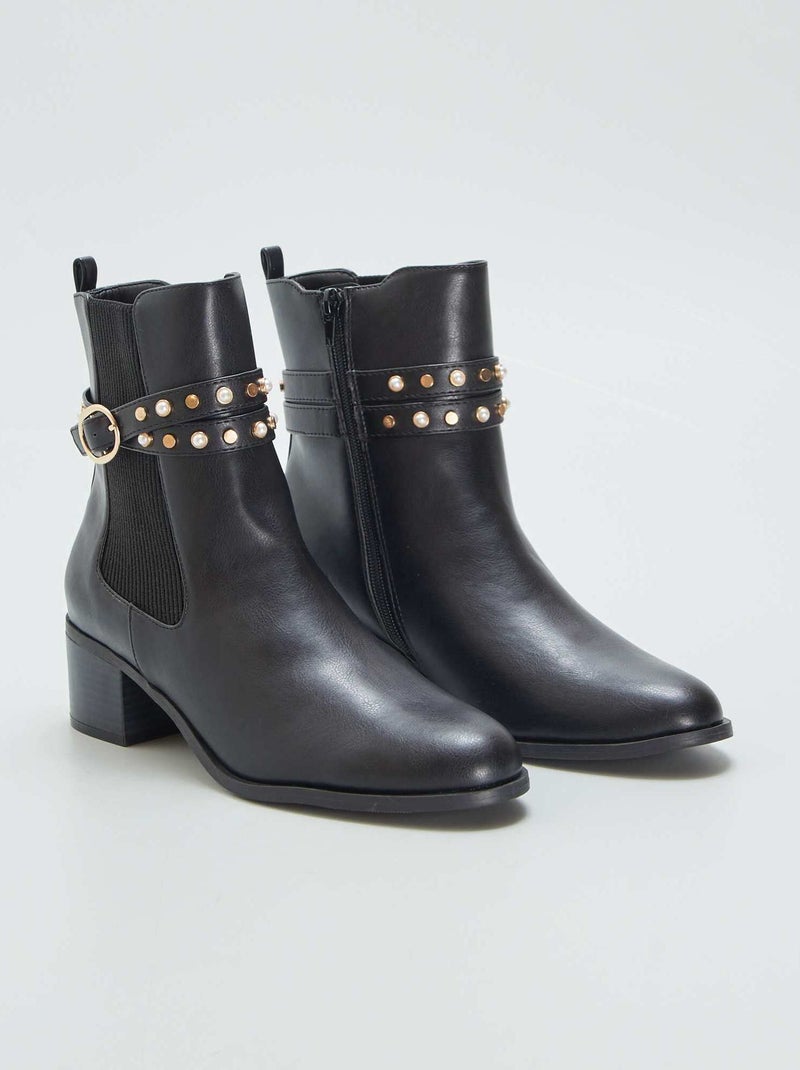 Bottines avec boucle fantaisie noir - Kiabi