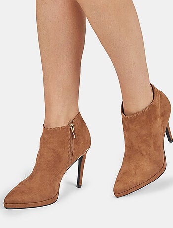 Bottines avec effet cuir velours et talon stiletto BATA