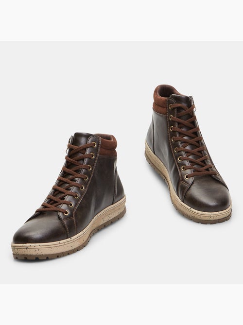 Bottines avec lacets et fermeture éclair BATA - Kiabi