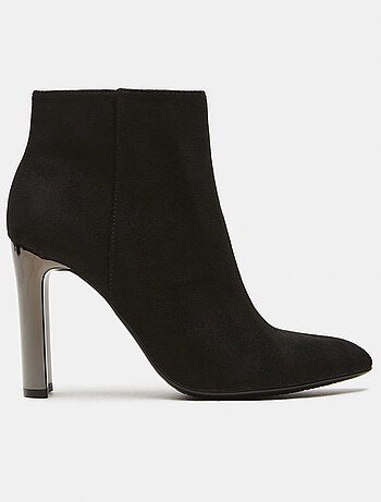 Bottines avec large talon BATA
