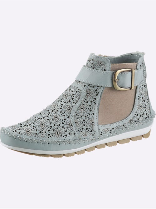 Bottines avec motif ajouré et semelle en caoutchouc - Taille standard - Witt - Kiabi Bottines avec motif ajouré et semelle en caoutchouc - Taille standard - Witt - Kiabi