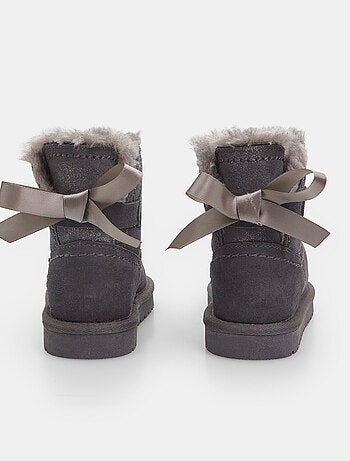 Bottines avec nœud BATA