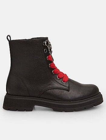 Bottines avec papillon bijou BATA