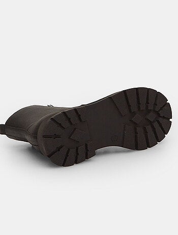Bottines avec papillon bijou BATA