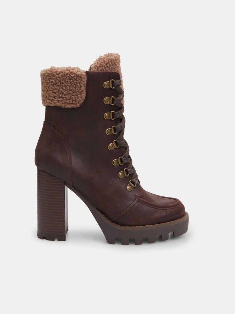 Bottines avec talon haut, insertion teddy et lacets BATA Marron - Kiabi