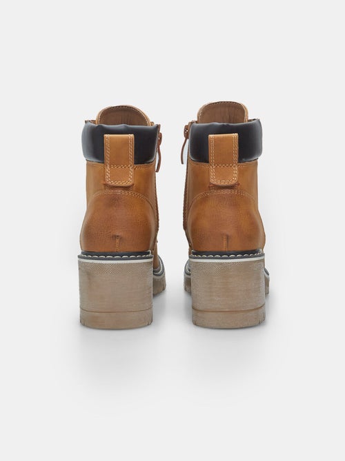 Bottines avec talon moyen et lacets BATA - Kiabi
