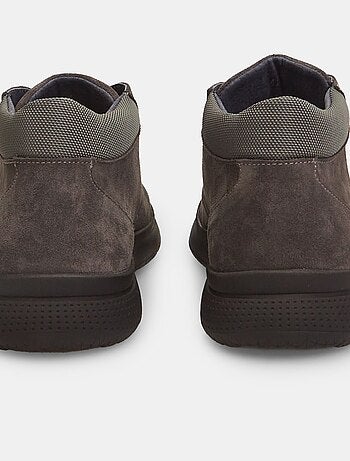 Bottines Bata Comfit en cuir velours BATA