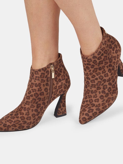 Bottines Bata Red Label avec effet cuir velours et talon bobine - Kiabi