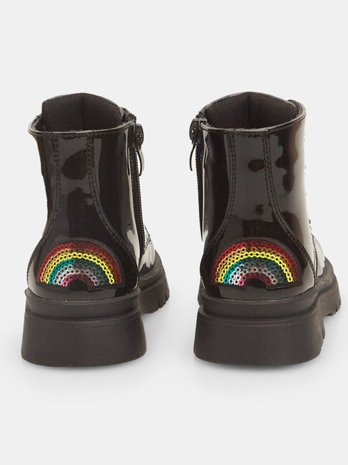 Bottines Bubblegummers avec lacets multicolores - Kiabi