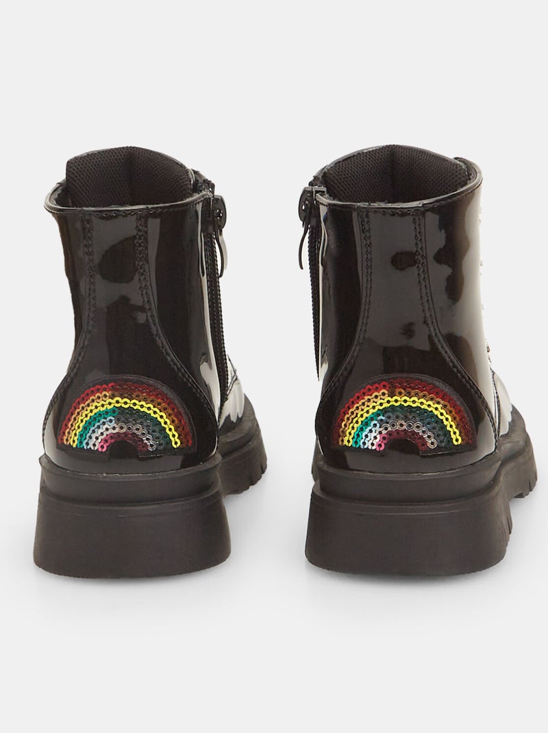 Bottines Bubblegummers avec lacets multicolores Noir - Kiabi