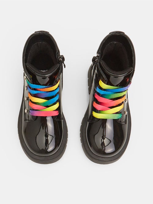 Bottines Bubblegummers avec lacets multicolores - Kiabi