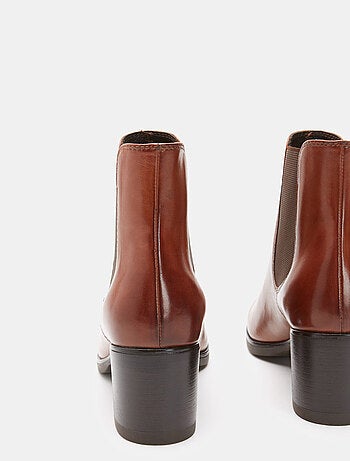 bottines chelsea à talon large BATA