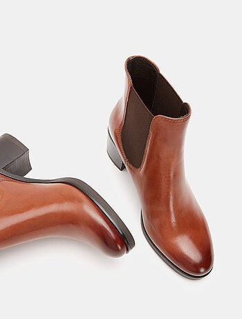 bottines chelsea à talon large BATA