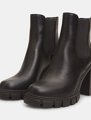 Bottines chelsea à talons BATA