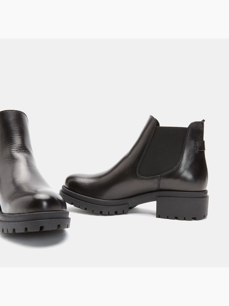 Bottines chelsea avec semelle crantée bata Noir - Kiabi