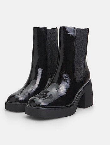 Bottines Chelsea Bata red label avec large talon BATA