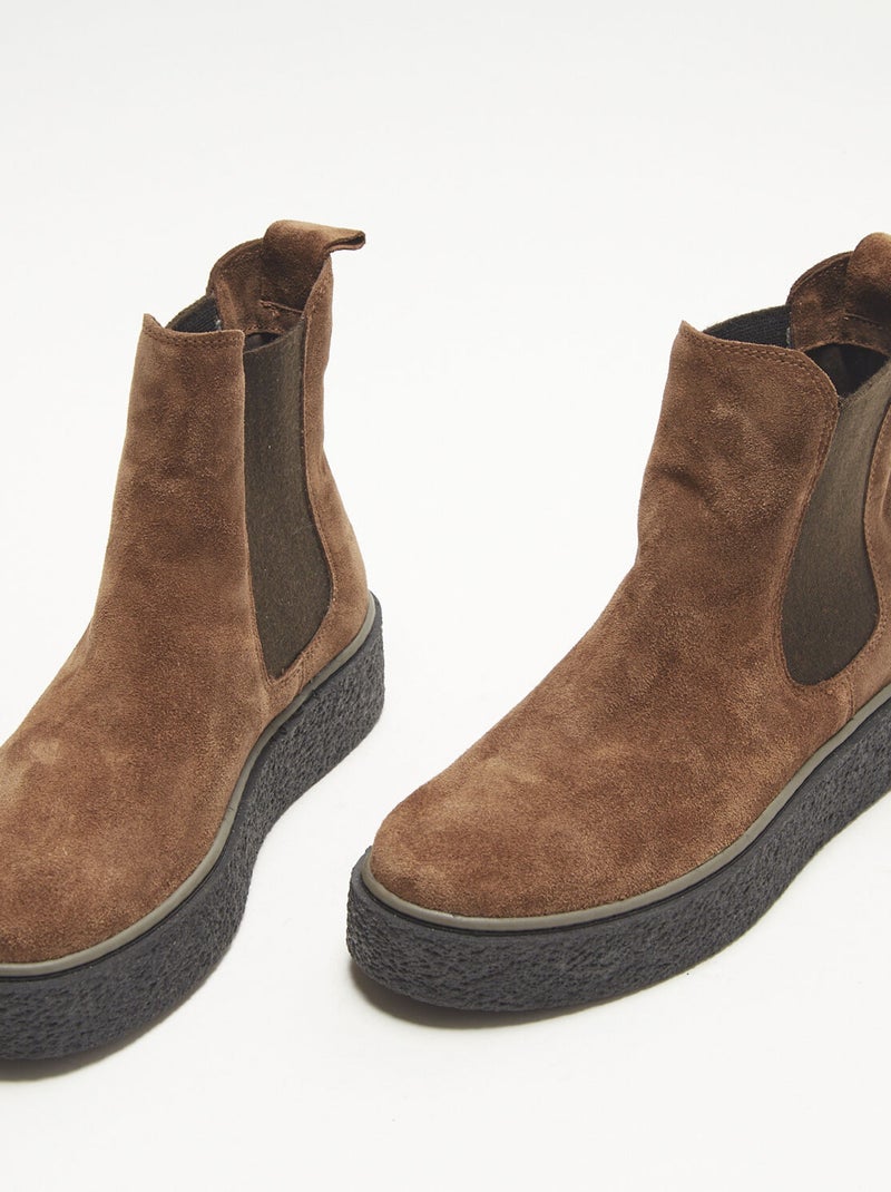 Bottines Chelsea en cuir velours BATA Marron - Kiabi