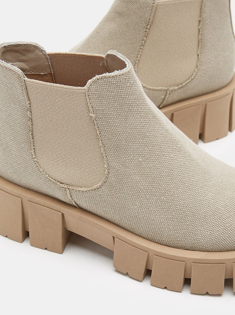 Bottines Chelsea semelles crantées BATA Beige - Kiabi
