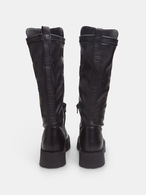 Bottines combat boots en cuir BATA - Kiabi