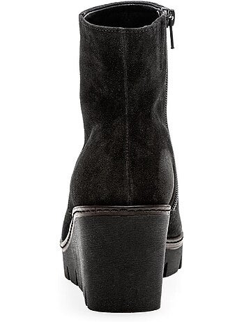 Bottines compensées en Nubuck