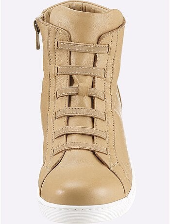 Bottines courtes à lacets en cuir nappa souple et confortable - Taille standard - Helline