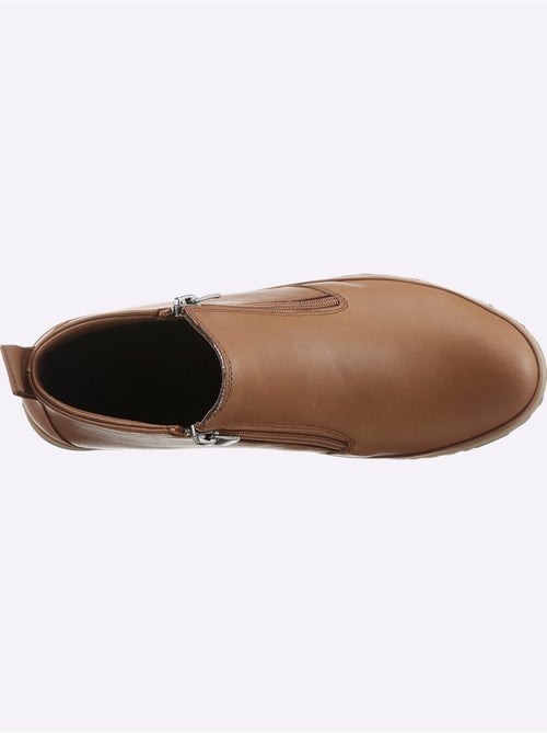 Bottines courtes en cuir nappa avec glissière et semelle en caoutchouc - Taille standard - Helline - Kiabi