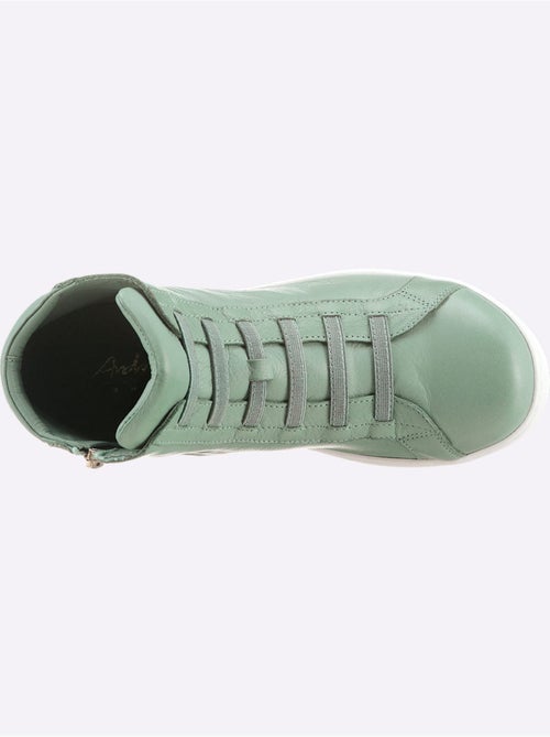 Bottines courtes en cuir nappa avec lacets et semelle en cuir - Taille standard - Helline - Kiabi