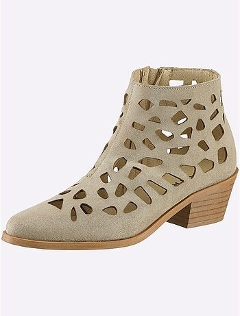 Bottines courtes en cuir velours avec motif découpé et talon bottier - Taille standard - Helline