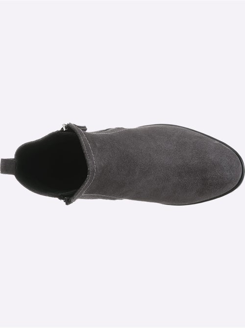 Bottines Cuir Velours De Vache. - Taille Standard - Helline - Kiabi Bottines Cuir Velours De Vache. - Taille Standard - Helline - Kiabi