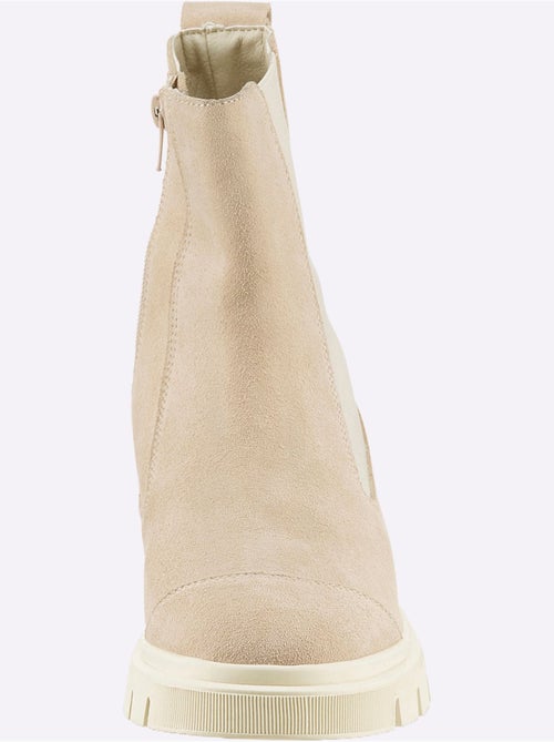 Bottines Cuir Velours De Vache. - Taille Standard - Helline - Kiabi Bottines Cuir Velours De Vache. - Taille Standard - Helline - Kiabi