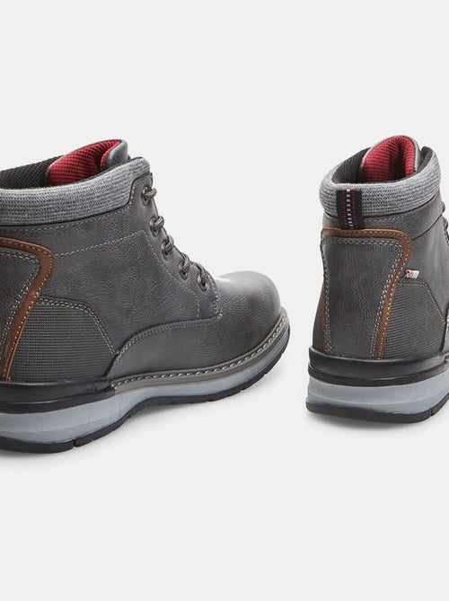 Bottines effet cuir BATA - Kiabi