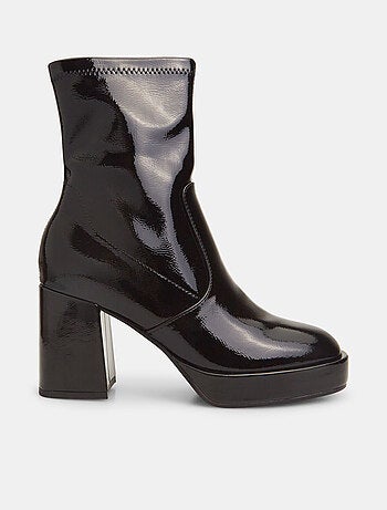 Bottines effet peinture à talon BATA