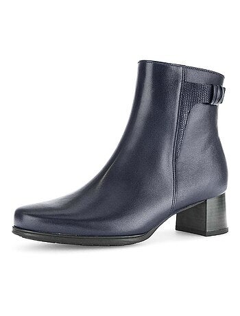 Bottines en combinaison cuirs