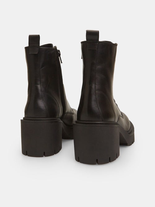 Bottines en cuir à talons BATA - Kiabi