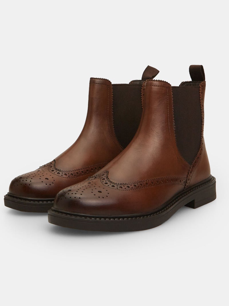 Bottines en cuir avec détails brogue bata Marron - Kiabi