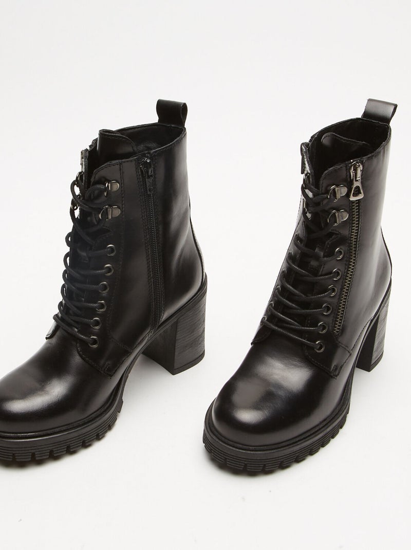 Bottines en cuir avec lacets BATA Noir - Kiabi