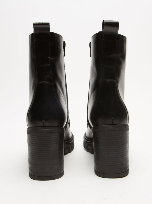 Bottines en cuir avec lacets BATA - Kiabi