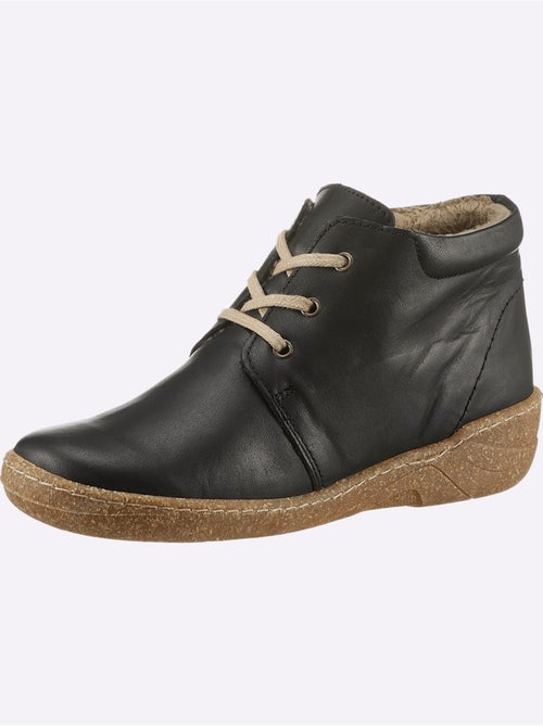 Bottines en cuir avec lacets et semelle souple - taille standard - witt - Kiabi Bottines en cuir avec lacets et semelle souple - taille standard - witt - Kiabi