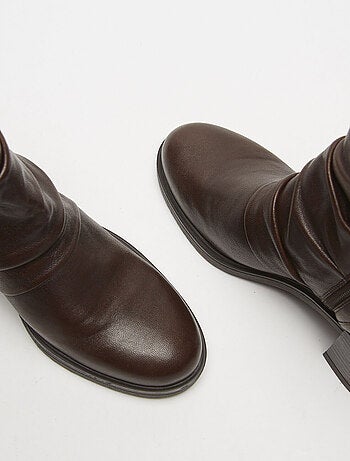 bottines en cuir avec large talon BATA