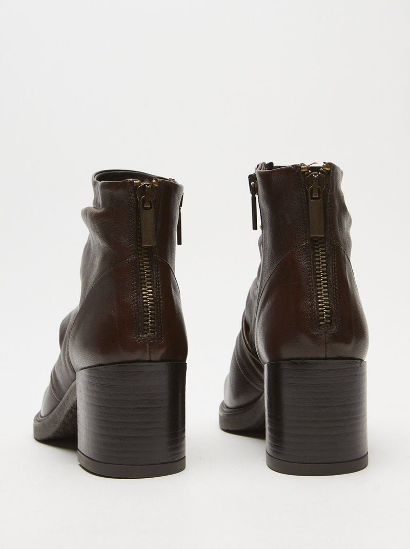 bottines en cuir avec large talon BATA Marron - Kiabi