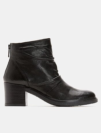 bottines en cuir avec large talon BATA