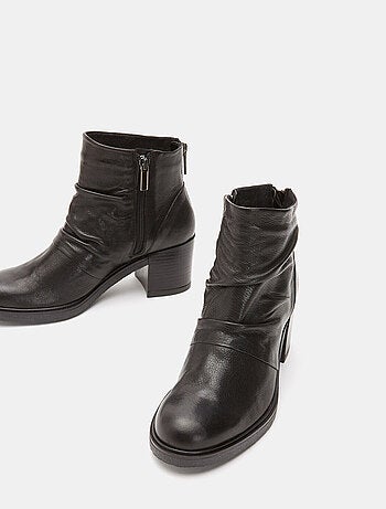 bottines en cuir avec large talon BATA