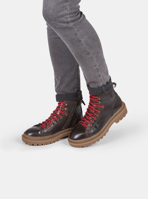 Bottines en cuir avec semelle crantée BATA - Kiabi