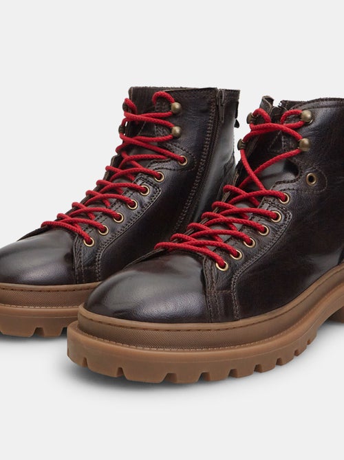 Bottines en cuir avec semelle crantée BATA - Kiabi