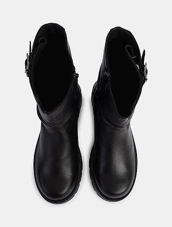 Bottines en cuir BATA